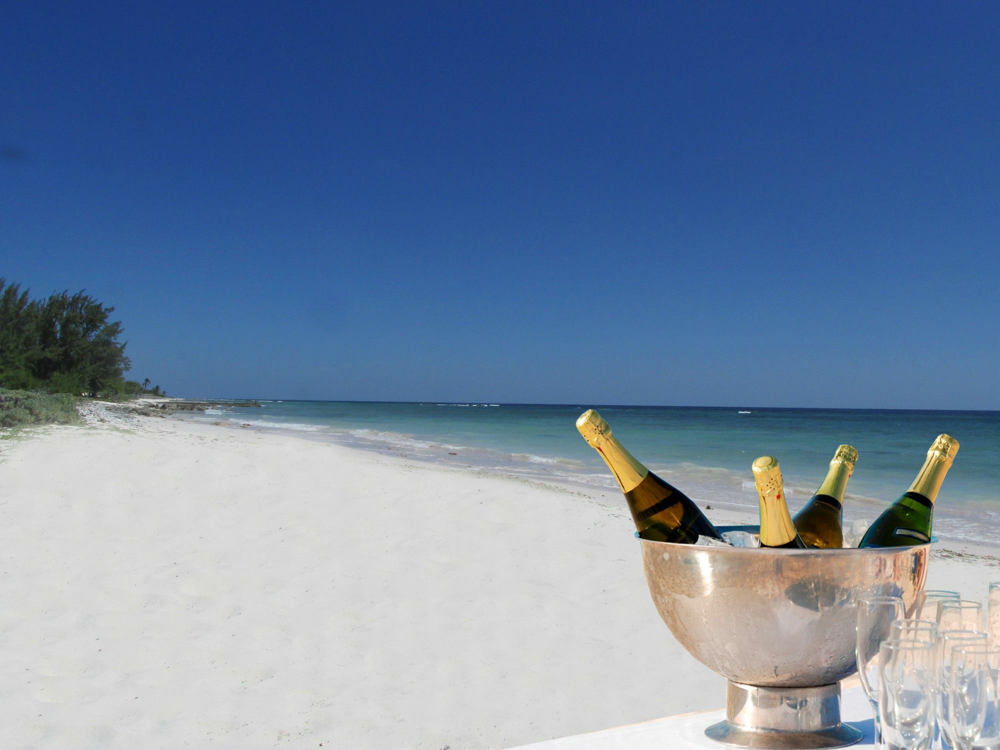 Le Soleil D'Or Hotel Cayman Brac Luaran gambar